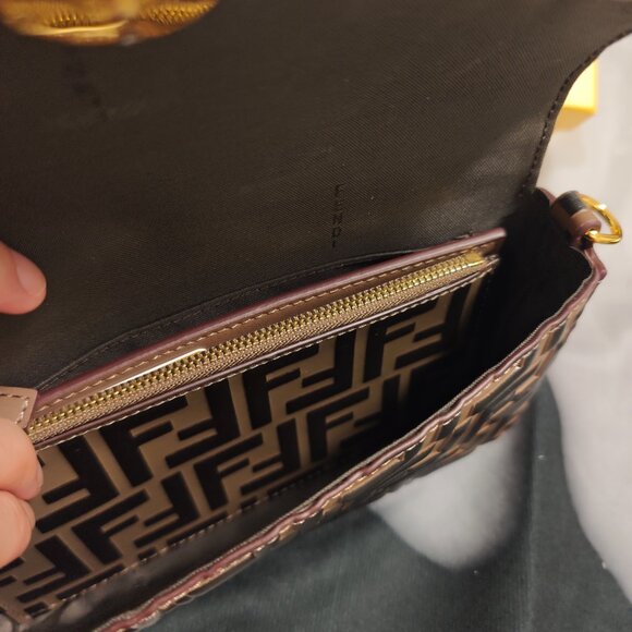 FENDI WALLET ON CHAIN WITH POUCHES - Picture 9 of 9